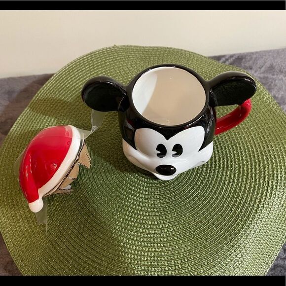 Disney Mickey Mouse Christmas mug with lid NWT - Picture 9 of 12
